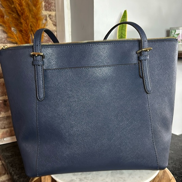 Michael Kors Ciara Navy Tote - Picture 5 of 17